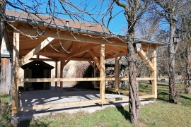 Dank einer Spende der Reihing Stiftung Horb hat das Bildungshaus Don Bosco Ensdorf einen neuen Pavillon mit Outdoorküche