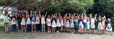 Bei der Klima-Köche-Woche im Sommerferienprogramm der Umweltstation Kloster Ensdorf lernten Kinder viel über Lebensmittel