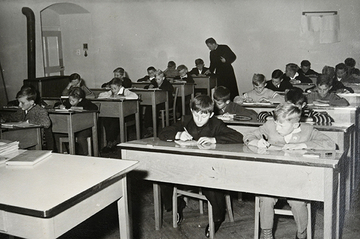 Unterricht im Internat Kloster Ensdorf in den 1960er Jahren