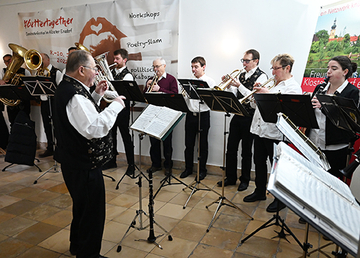 Die Don Bosco Blaskapelle spielte beim Don Bosco Fest in Ensdorf 