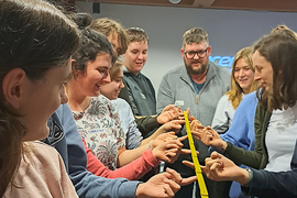 Die Teilnehmer der JuleiCa-Schulung im Kloster Ensdorf konnten viele Spielideen gleich ausprobieren.